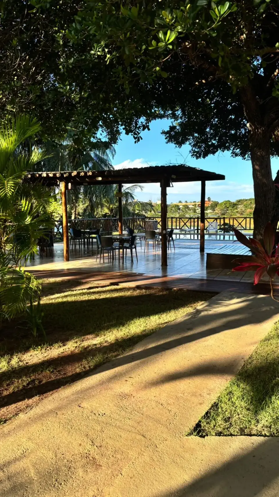 Espaço de convivência para relaxar entre um passeio e outro.